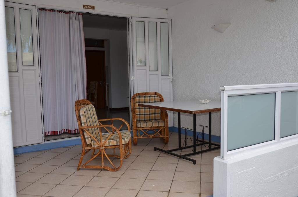 Les Gentilhommieres Guest House Тро-о-Біше Екстер'єр фото